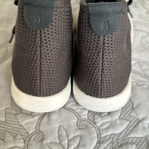 Allbirds Low Top Sneakers - Picture 7 of 9